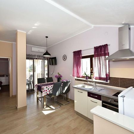 Apartments Lavanda - Free Parking And Grill Jezera Luaran gambar