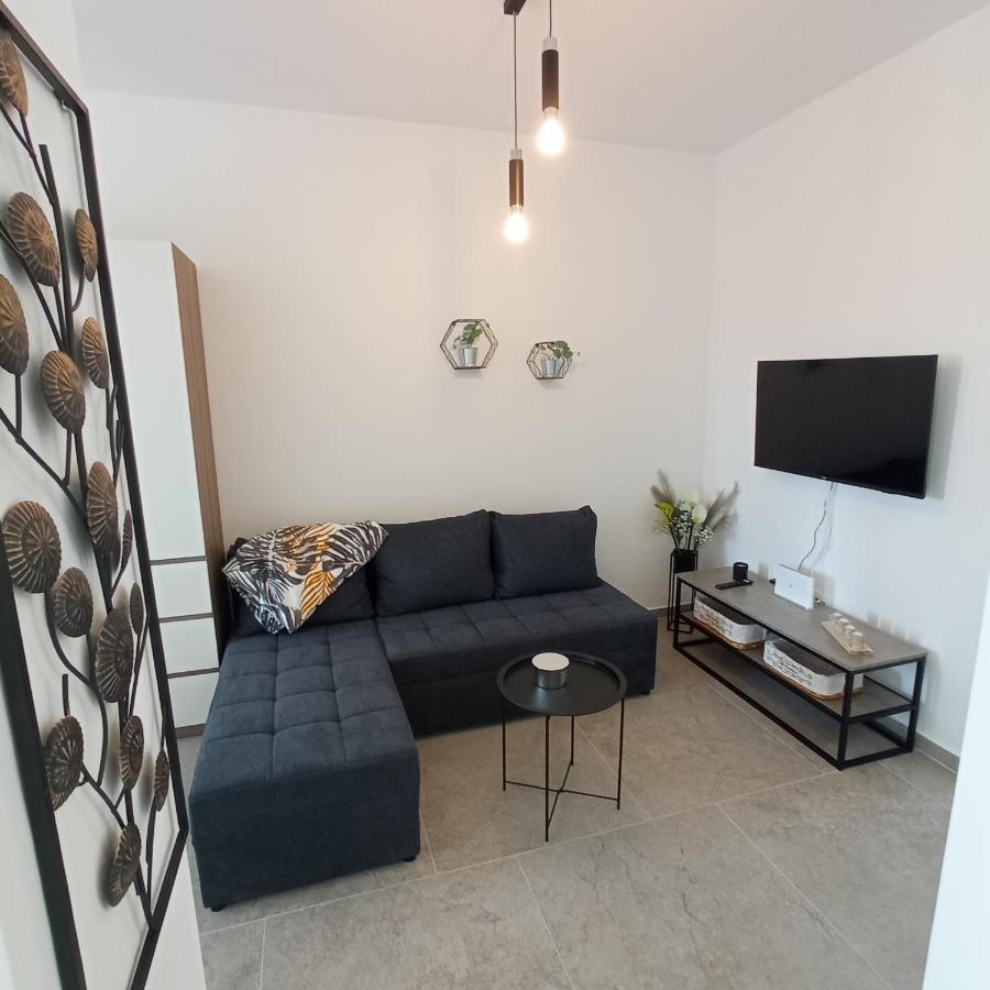Apartments Lavanda - Free Parking And Grill Jezera Luaran gambar