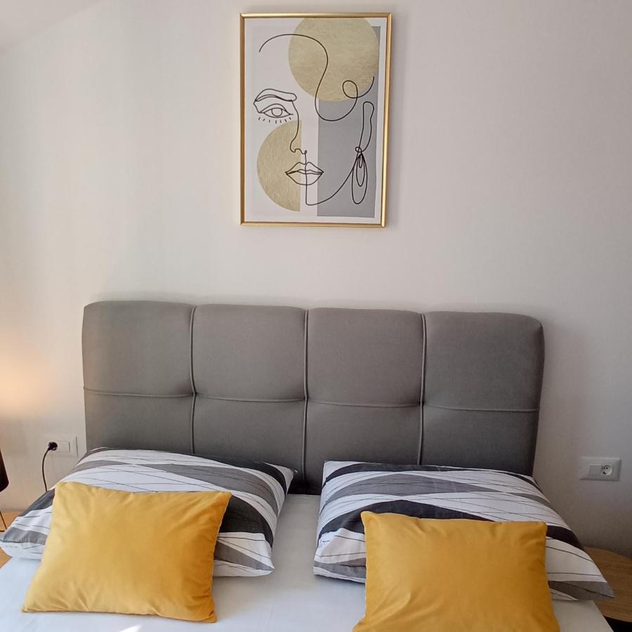 Apartments Lavanda - Free Parking And Grill Jezera Luaran gambar