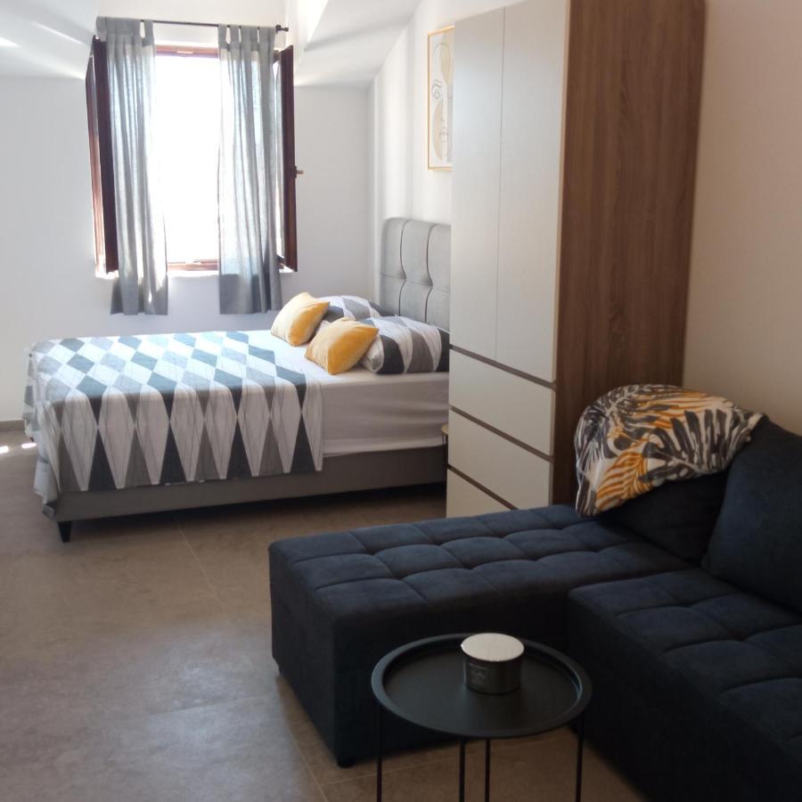 Apartments Lavanda - Free Parking And Grill Jezera Luaran gambar