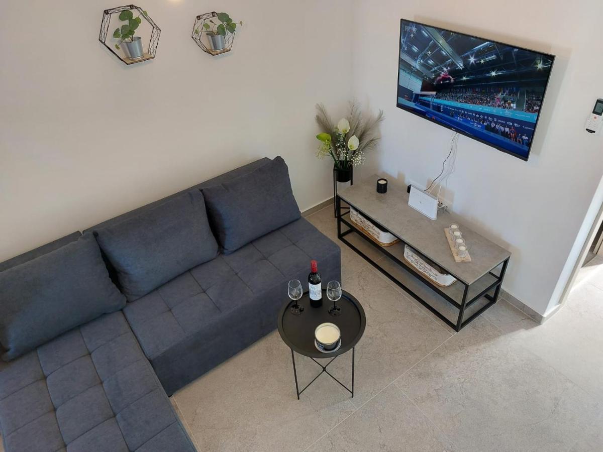 Apartments Lavanda - Free Parking And Grill Jezera Luaran gambar