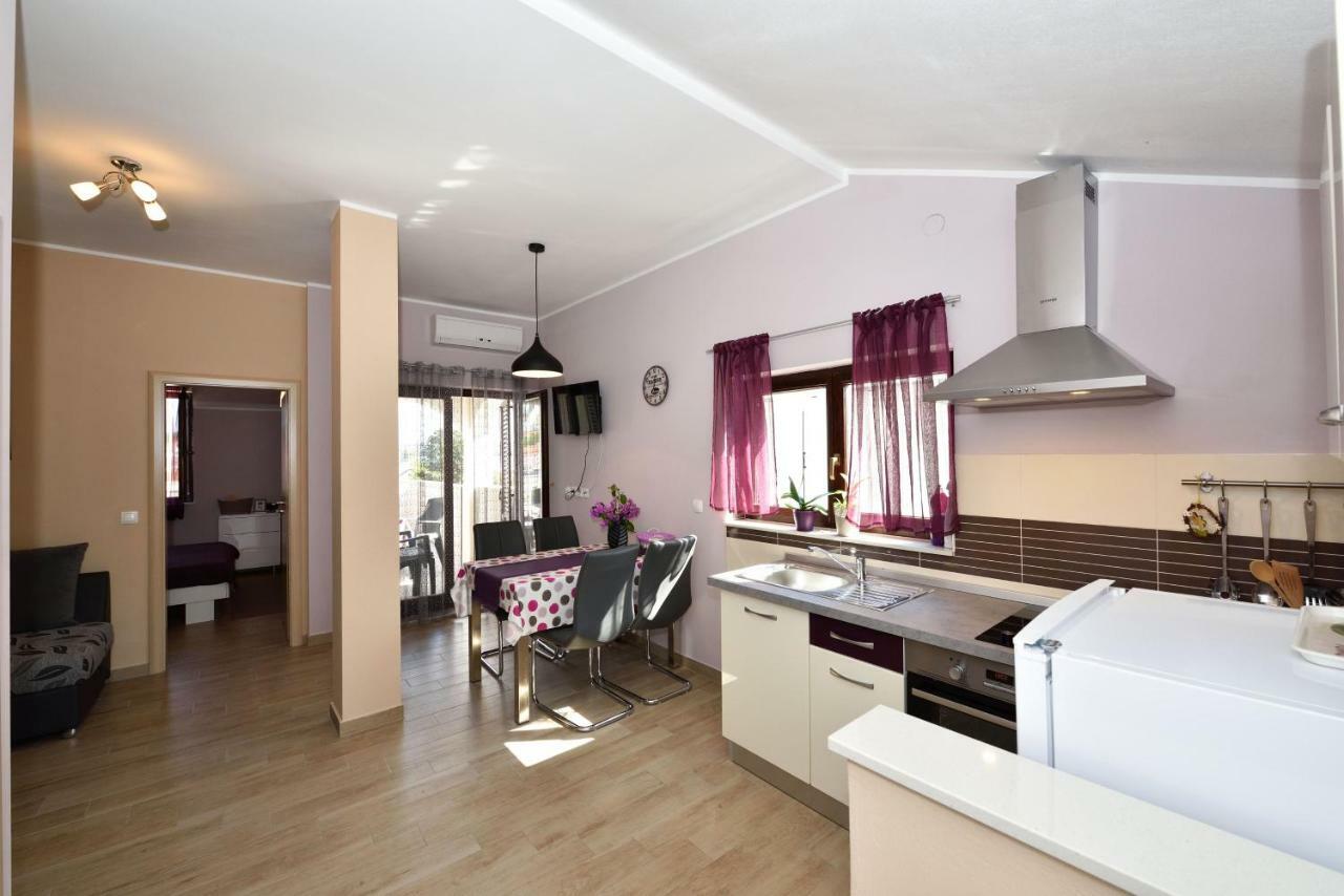 Apartments Lavanda - Free Parking And Grill Jezera Luaran gambar