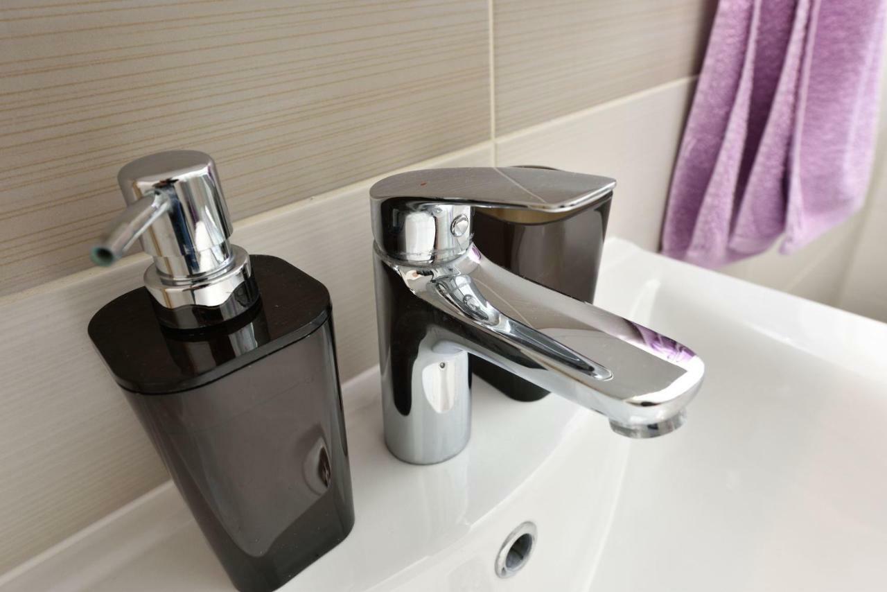 Apartments Lavanda - Free Parking And Grill Jezera Luaran gambar