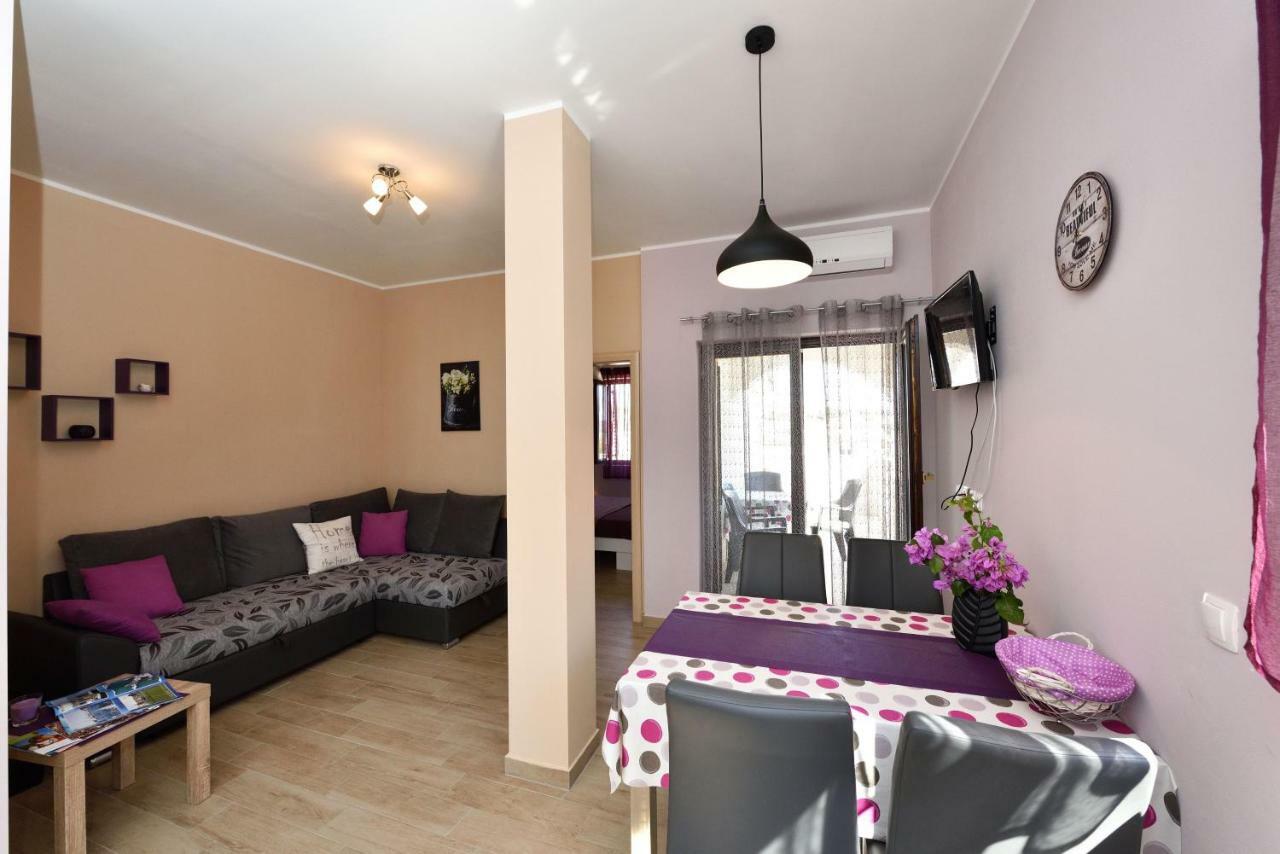 Apartments Lavanda - Free Parking And Grill Jezera Luaran gambar