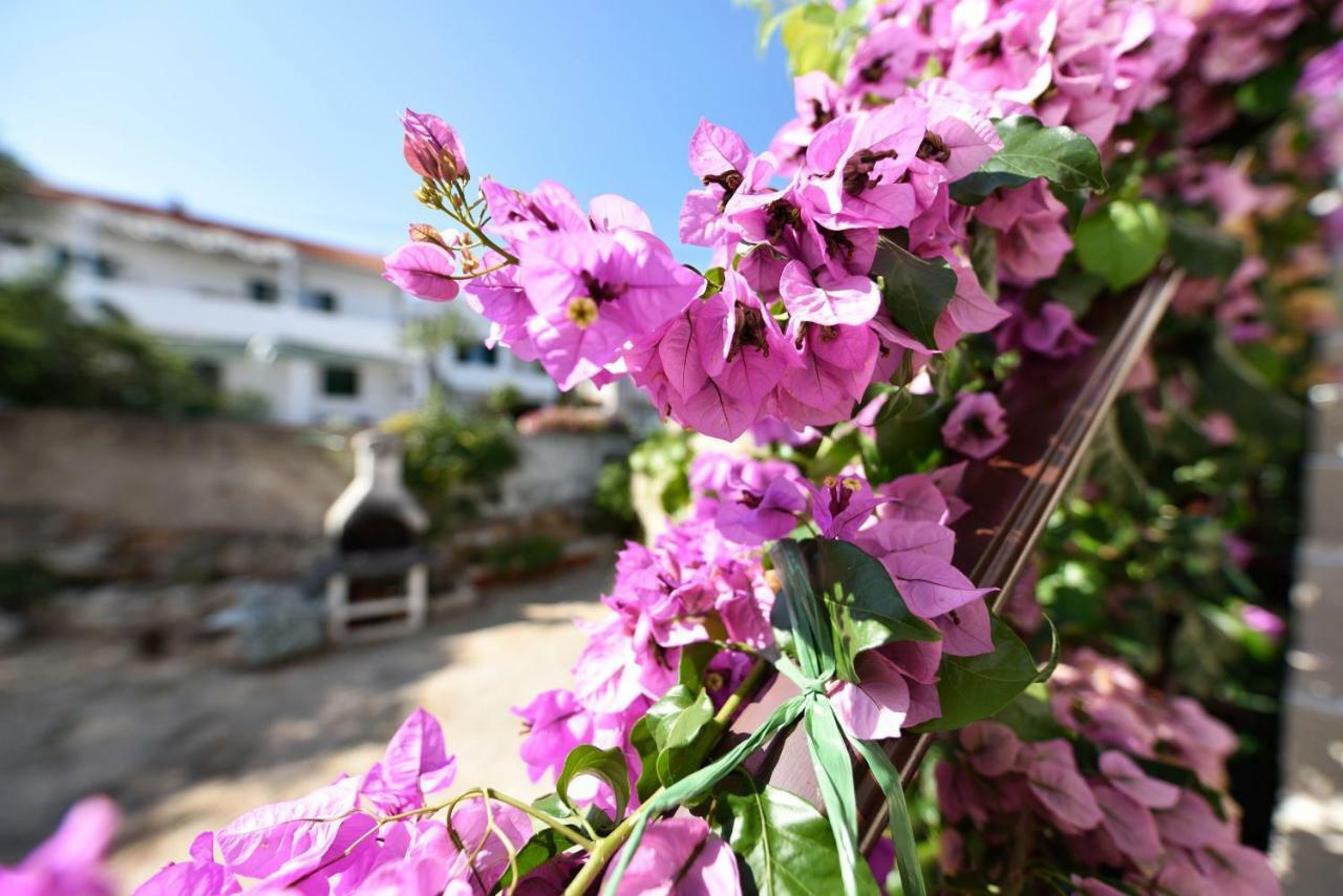 Apartments Lavanda - Free Parking And Grill Jezera Luaran gambar